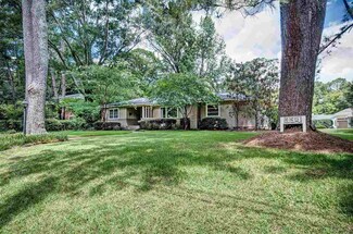 334 Wood Dale Dr, Jackson, MS 39216