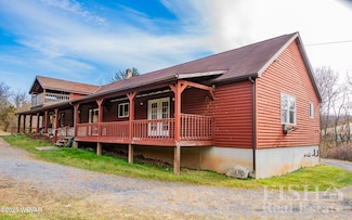 779 Long Run Rd, Mill Hall, PA 17751
