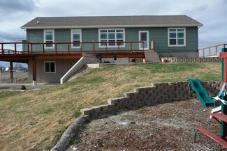 68 4th St, Vaughn, MT 59487