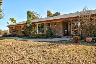 704 E Main St, Tuttle, OK 73089