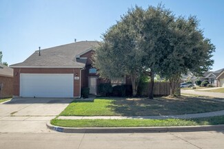 1069 Breeders Cup Dr, Fort Worth, TX 76179