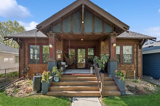 2323 Laurel Ave, Minneapolis, MN 55405