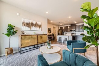 6153 N Ceylon St Unit 303, Denver, CO 80249