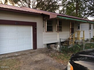 9517 Comstock Ave, Vancleave, MS 39565