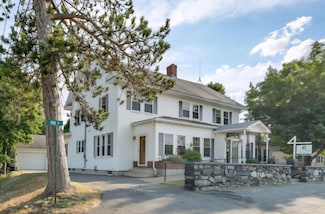 4 Hill St, Millinocket, ME 04462