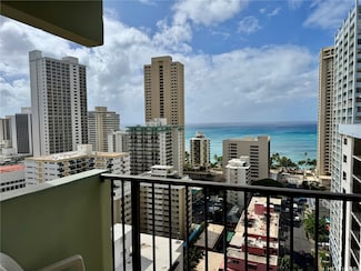 2440 Kuhio Ave Unit 2105, Honolulu, HI 96815