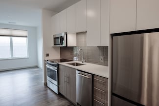 180 Telford St Unit 305, Boston, MA 02135