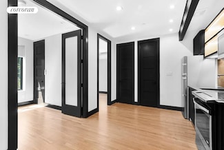 568 Lafayette Ave Unit 3 C, Brooklyn, NY 11205