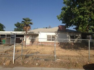 2311 N Baker St, Bakersfield, CA 93305