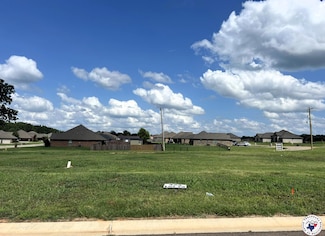 424 Paisley Cir, Texarkana, AR 71854