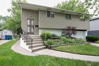 4616 E 6th Ave, Gary, IN 46403