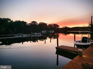 900 Waterview Dr, Orchard Beach, MD 21226