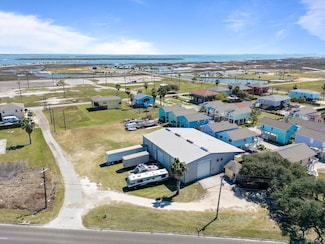 1545 S Commercial St, Aransas Pass, TX 78336