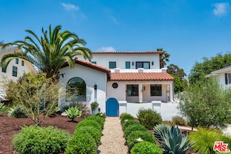 6017 W 75th St, Los Angeles, CA 90045