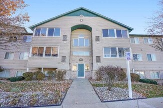 5887 Crosswinds Dr Unit BOX24, Norton Shores, MI 49444