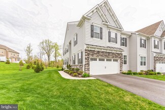 1014 Chamblee Ct, West Chester, PA 19380