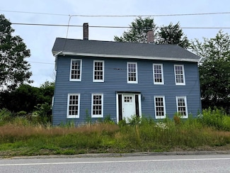 18 S Village Rd, Loudon, NH 03307