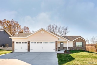 28556 Shallow Water Rd, Warrenton, MO 63390