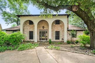 2709 Cherry Ln, Pasadena, TX 77502