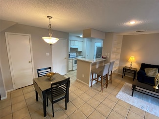 10615 Briar Forest Dr Unit 104, Houston, TX 77042