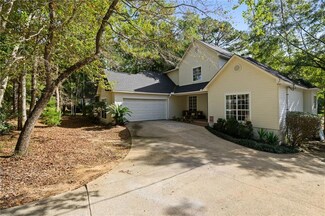 150 Lakeview Loop, Daphne, AL 36526