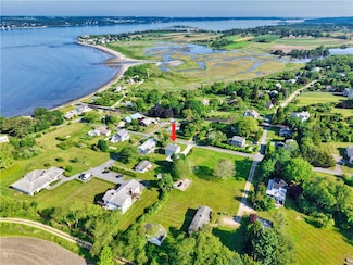 24 Seaspray Way, Little Compton, RI 02837