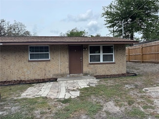 9314 Grandfield Rd, Thonotosassa, FL 33592
