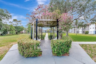 2000 Springdale Blvd Unit 302, Palm Springs, FL 33461