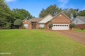 27 Pinehurst Cove, Jackson, TN 38301