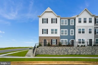 1264 Red Clover Ln, Ranson, WV 25438