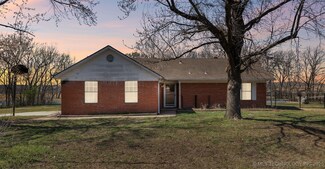 22506 S Pony Lake Dr, Claremore, OK 74019