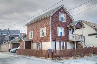 112 Pleasant St, Gloucester, MA 01930