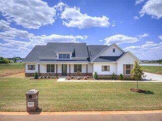 6841 Lakeview Dr, Cashion, OK 73016
