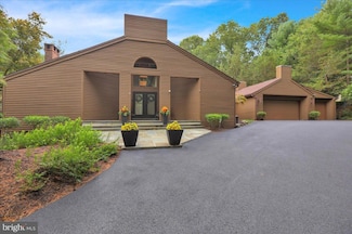 8 Hessian Blvd, Reading, PA 19607