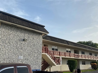5900 NW 17th Place Unit 103, Sunrise, FL 33313