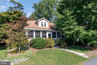 1125 Primrose Ave, Camp Hill, PA 17011