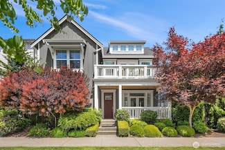 1136 Pine Crest Cir NE, Issaquah, WA 98029
