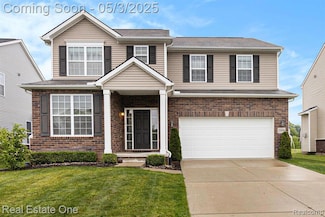 28406 Oakmonte Cir E, New Hudson, MI 48165