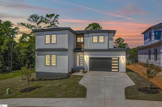 48 Village Crest Dr, Greenville, SC 29607