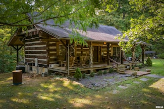 220 Timber Ridge Ln, Jonesboro, IL 62952