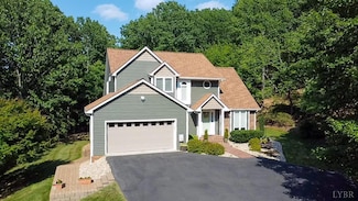 90 Mount Vista Dr, Lynchburg, VA 24504