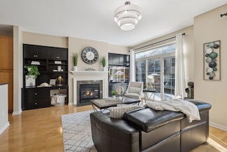 221 1st Ave NE Unit 36, Minneapolis, MN 55413