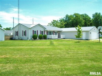 832 Old Route 36, Winchester, IL 62694