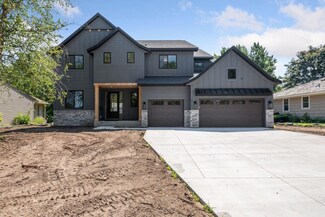 6133 Chowen Ave S, Edina, MN 55410