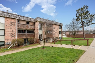 1265 S Maple Rd Unit 305, Ann Arbor, MI 48103