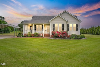 40 Senter Farm Ct, Fuquay Varina, NC 27526
