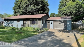 713 Wiltshire Dr, Owosso, MI 48867