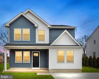 719 Wyoming Ave, Croydon, PA 19021