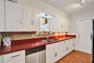 1911 Dewey St, Hollywood, FL 33020