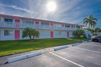 2180 Lake Osborne Dr Unit 5, Lake Worth, FL 33461